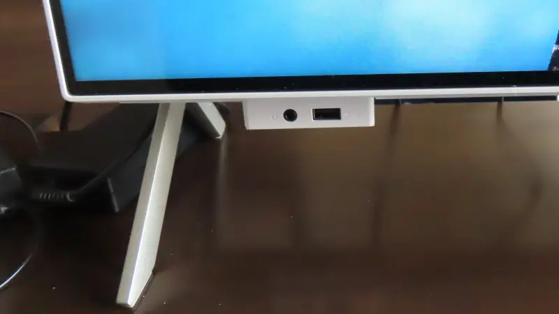 全面にあるインターフェース